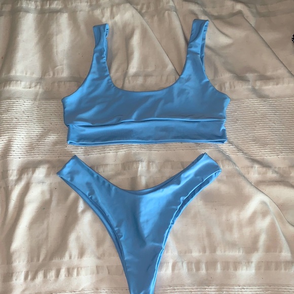 High rise zaful bikini never worn size 8 or large - Picture 1 of 2